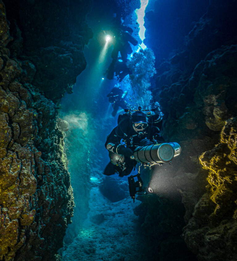 Kurs TDI Advanced Trimix Diver lub IANTD Trimix Diver. Kurs nurkowania technicznego do 100m. Centrum Nurkowe Daj Nura ze Szczecina.