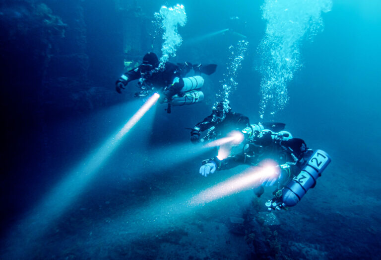 Kurs nurkowania technicznego z normoksycznym trymiksem. TDI Trimix Diver lub IANTD Normoxic Trimix Diver.
